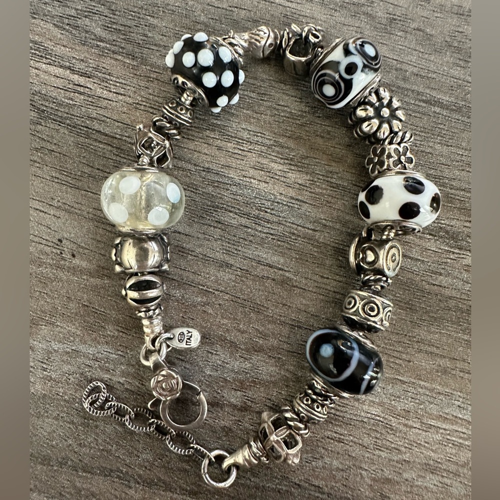 Silver .925 White and Black Beaded Bracelet